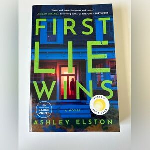First Lie Wins (Ashley Elston) Large Print Edition